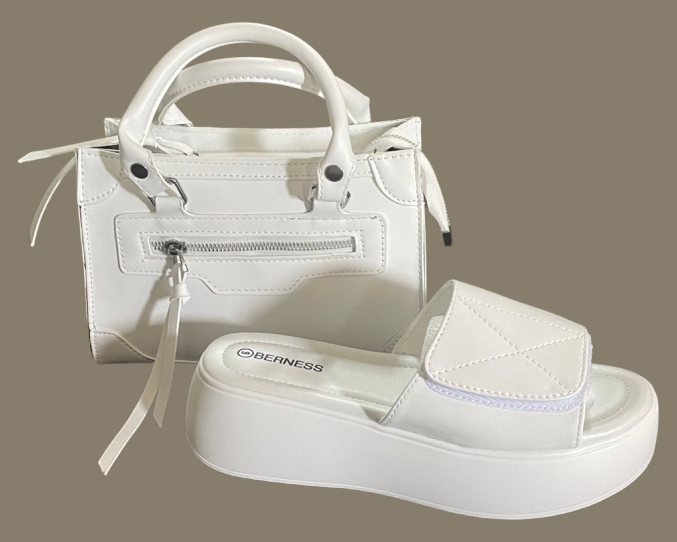 Womens White Sandal Set